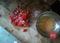 Illustration of how to make noodles with garlic sauce 4