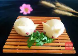 Illustration of how to make little rabbit steamed buns 8