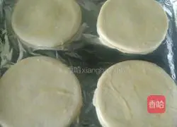 Illustration of making sugar cake 16