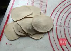 Illustration of how to make shepherd's purse dumplings 13