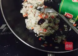 Illustration of how to make beef fried rice 5