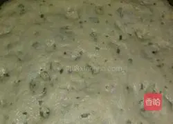 Illustration of how to make scallion pancakes 8