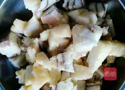 Illustration of how to make fried steamed buns 4