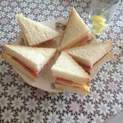 Ham sandwich