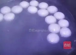 Illustration of how to make black sesame glutinous rice balls 8