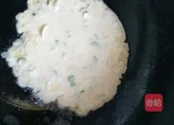 Illustration of how to make green onion and egg pancakes 7