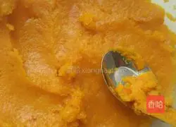 Illustration of how to make straw hat steamed buns 1