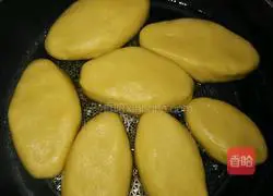 Illustration of how to make Northeastern pancakes 6