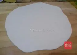 Illustration of how to make green onion cake 4