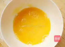 Illustration of how to make egg-filled pancakes 4