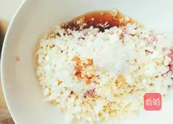 How to make fried dumplings with wild rice and fresh meat dumplings Illustration 4