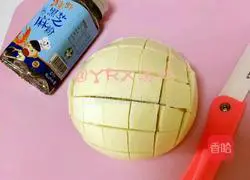 Illustration of how to make crispy cheese steamed buns 2