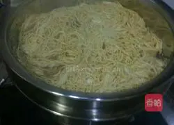 Illustration of how to make steamed noodles 13
