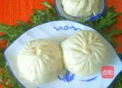 Illustration of how to make steamed buns with pork and radish 11