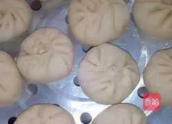 Illustration of how to make steamed buns with soy sauce 4