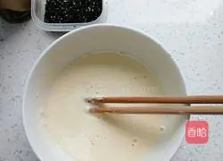 Illustration of how to make egg pancakes 4