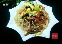 Illustration of three fresh fried noodles 10