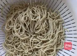 Illustration of how to make fried noodles 2