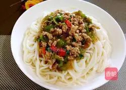 Illustration of how to make minced pork noodles 13
