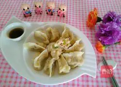 Illustration of how to make winter melon and shrimp dumplings 18