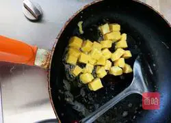 Illustration of how to make egg-fried steamed buns 4