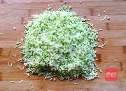 Illustration of how to make double-layer buns 6