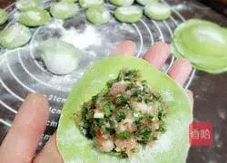Illustration of how to make cabbage dumplings 11