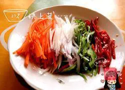 Illustration of how to make four-color fried noodles 2