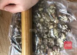 Little hedgehog, little rabbit pumpkin walnuts and sesame seeds Illustration of how to make steamed buns 6