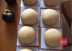Illustration of how to make brown sugar steamed buns 10