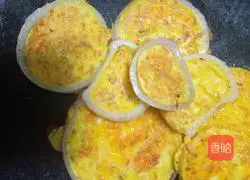 Onion Ring Egg Pancake Recipe Illustration 8