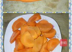 Illustration of how to make carrot blossom steamed buns 1