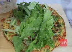 Illustration of how to make egg and vegetable burritos 5