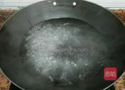 Illustration of how to make poached egg glutinous rice balls 1