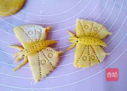 Illustration of how to make butterfly steamed buns 10