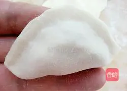 Illustration of how to make cucumber stuffed dumplings 17