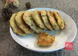 Illustration of how to make pastoral potato pancakes 11