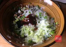 Illustration of how to make vegetarian buns 9