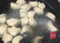 Illustration of how to make leek and egg dumplings 11