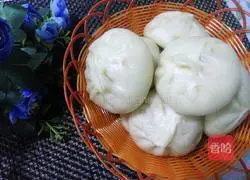 Illustration of how to make pork buns 9