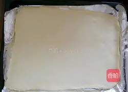 Pizza Illustration of how to make pie crust 8