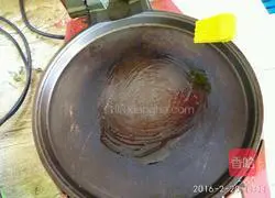 Illustration of how to make blood-boosting breakfast cakes 7