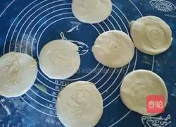 Illustration of how to make egg-filled pancakes 7