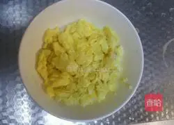 How to make egg fried rice Illustration 3
