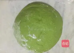 Illustration of how to make caterpillar steamed buns 1