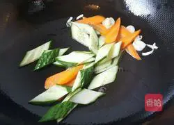 Illustration of how to make fried wontons 6