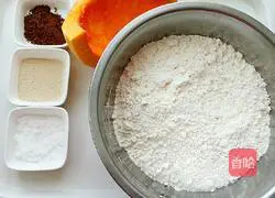 Minion Steamed Bun Recipe Illustration 1