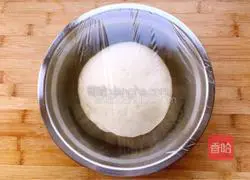 Illustration of making dough pancakes with bean paste 2