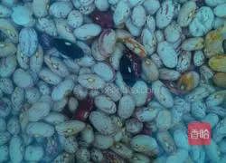 Illustration of how to make kidney bean buns 1