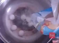 Illustration of how to make fried glutinous rice balls 3
